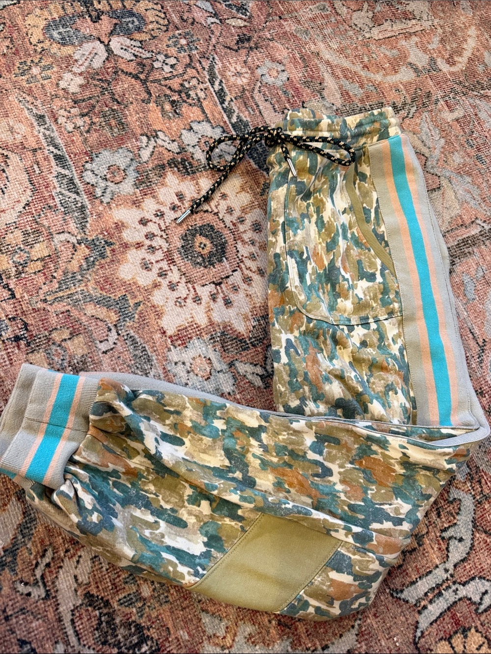 Anthropologie Daily Practice Joggers - Picture 2 of 2